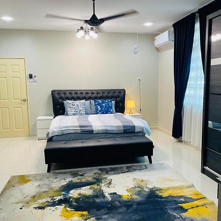 Nazirin Homestay No 27 Tmn Desa Manjung Лумут Экстерьер фото